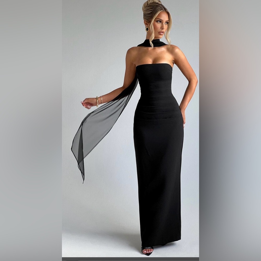 YULIA MAXI DRESS - BLACK